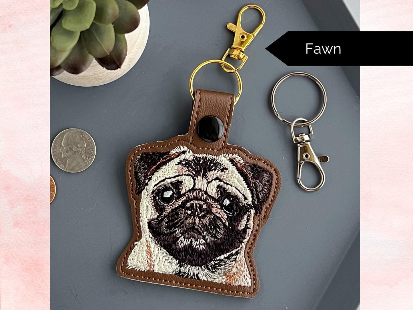 Portachiavi Realistico A Forma Di Carlino: Portachiavi In Similpelle Ricamato O Ciondolo Per Borsa, Un Regalo Fantastico Per Gli Amanti Dei Cani!