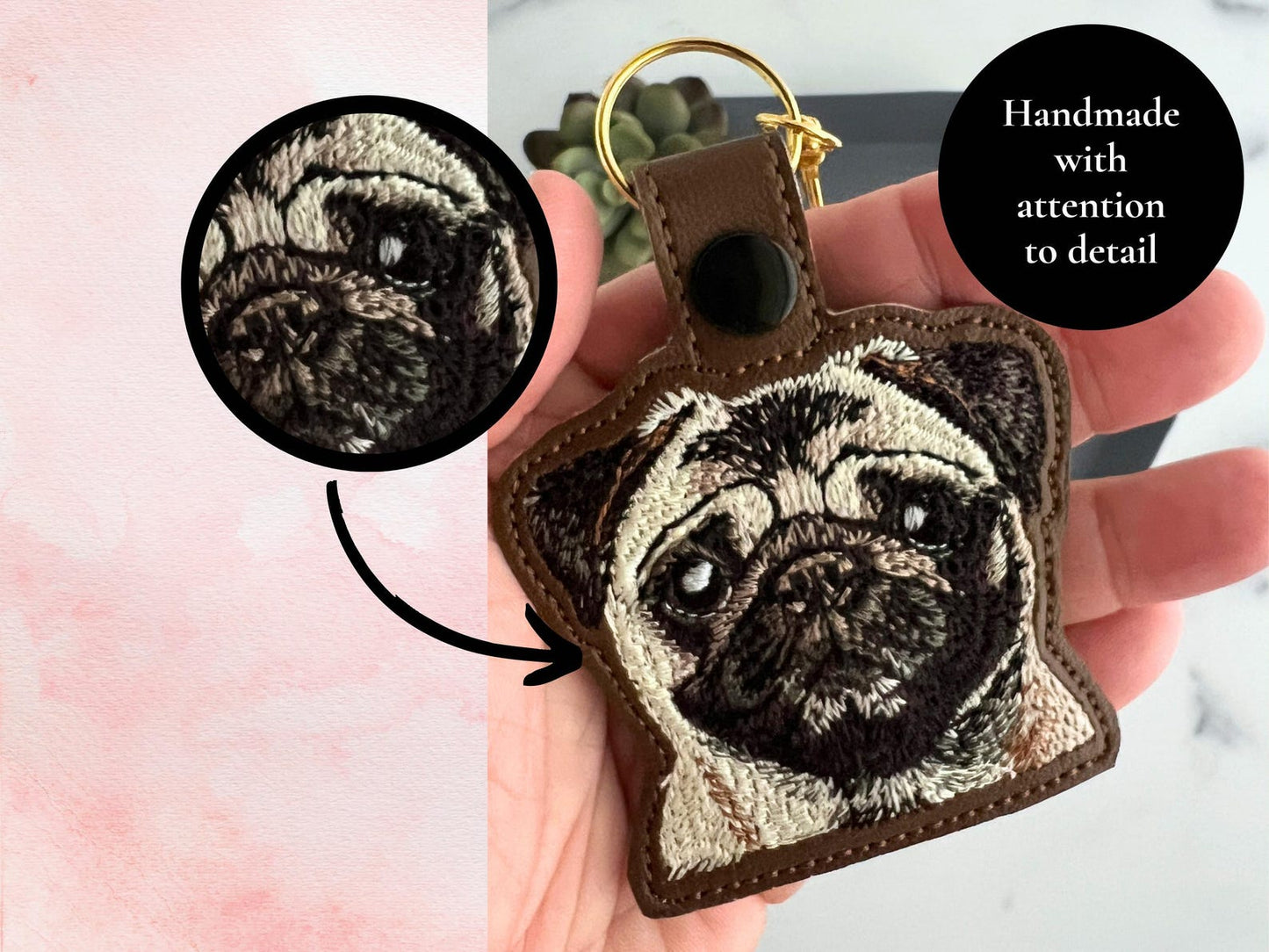 Portachiavi Realistico A Forma Di Carlino: Portachiavi In Similpelle Ricamato O Ciondolo Per Borsa, Un Regalo Fantastico Per Gli Amanti Dei Cani!