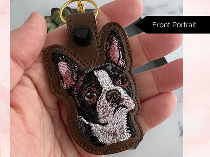 Portachiavi Realistico Con Boston Terrier: Portachiavi Ricamato, Ciondolo Per Borsa O Borsetta - Un Regalo Perfetto Per Gli Amanti Dei Cani