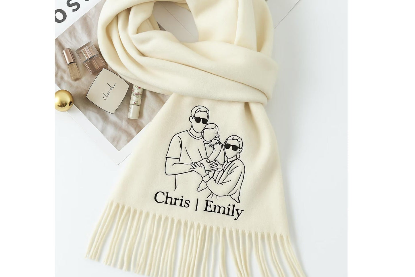 Sciarpa di lana ricamata personalizzata: la tua foto ricamata con amore