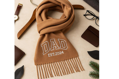 Sciarpa di lana ricamata con nome – Accessorio invernale personalizzato da regalare