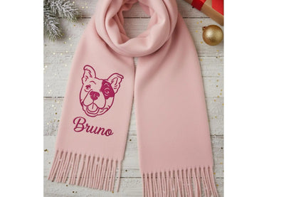 Sciarpa di lana personalizzata con ritratto di animale domestico: cane o gatto ricamato individualmente