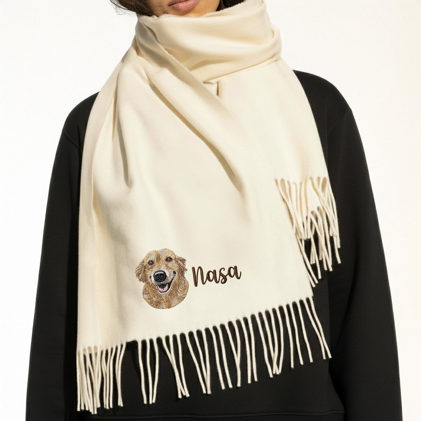 Sciarpa natalizia con muso di cane ricamato – Individuale ed esclusiva per gli amanti degli animali