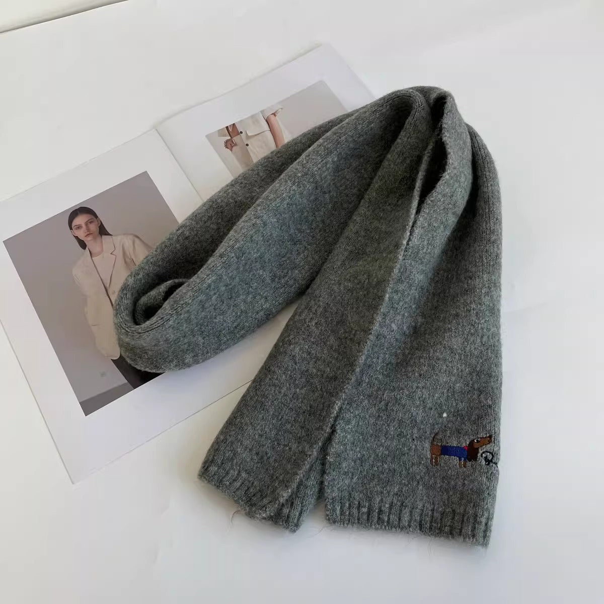 Sciarpa ricamata con ritratto di animale domestico, sciarpa personalizzata con volto e nome dell'animale, sciarpa invernale per animali domestici, regalo per gli amanti degli animali, ricordo per animali domestici, regalo di Natale