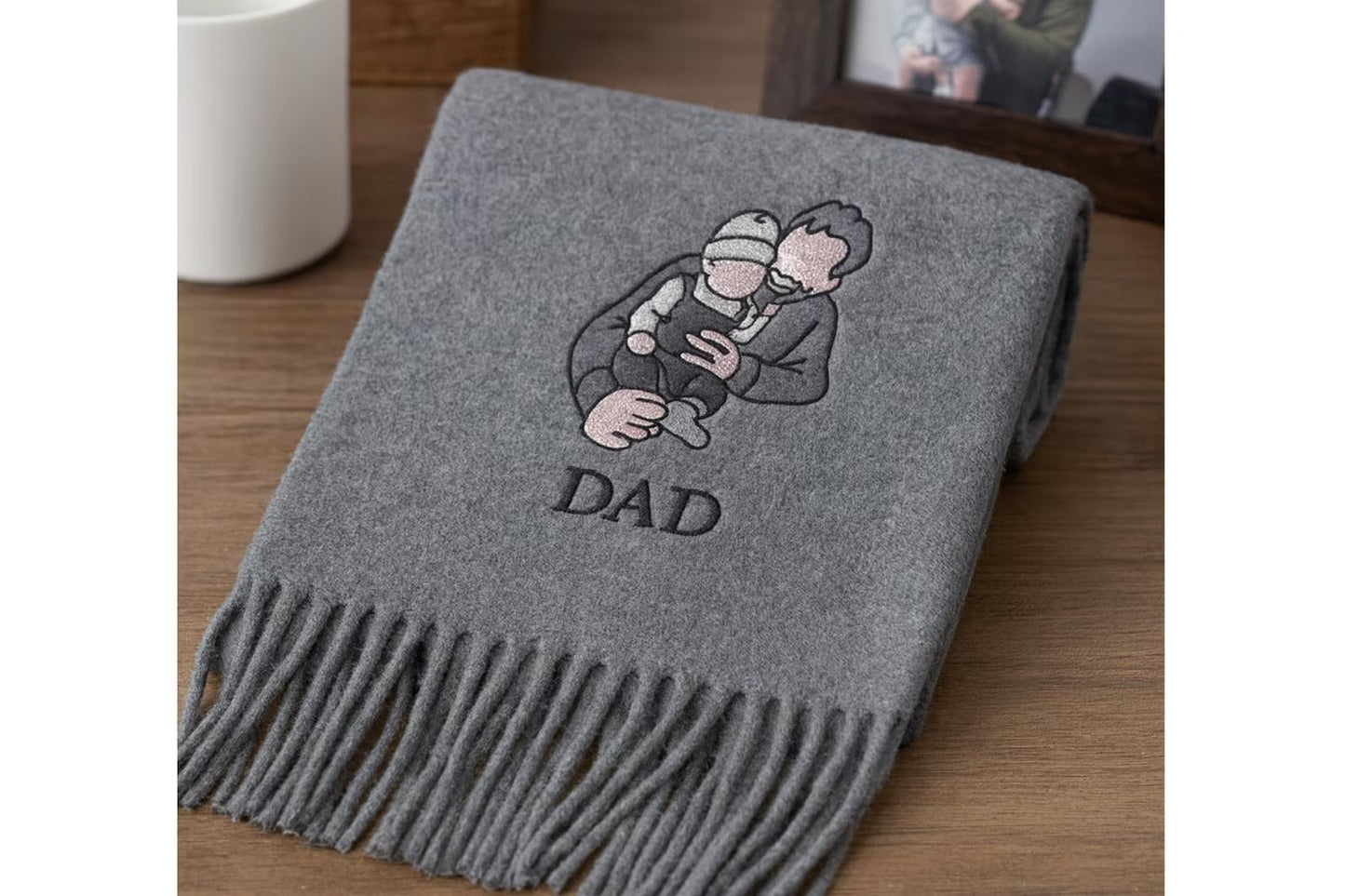 Bestickter Wollschal mit Porträt oder Haustiermotiv – Handgefertigt & individuell